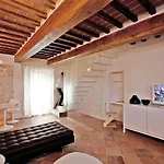 Nun Relais & Museum Assisi