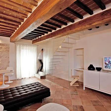 Nun Relais & Museum Hotel