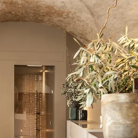 Otel Nun Relais & Museum 5*