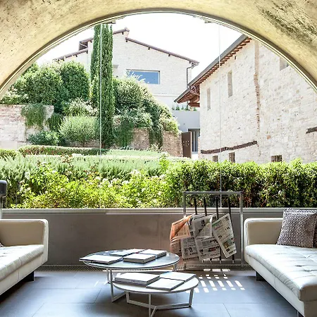Hotell Nun Relais & Museum 5*