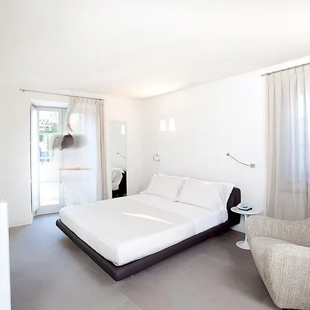 מלון Nun Relais & Museum 5*