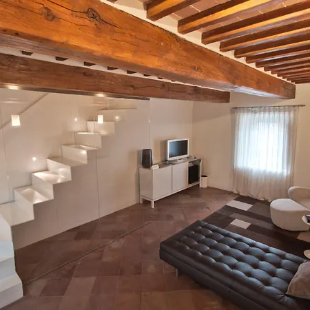 מלון Nun Relais & Museum 5*