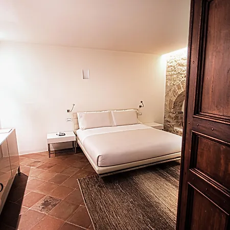 Hotell Nun Relais & Museum 5*