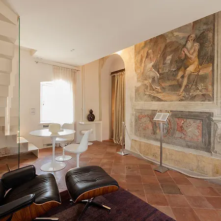 Hotel Nun Relais & Museum 5*