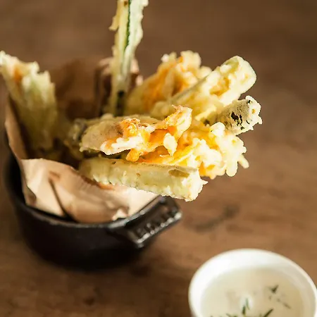 Nun Relais & Museum 5* אסיסי