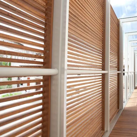 Nun Relais & Museum מלון אסיסי