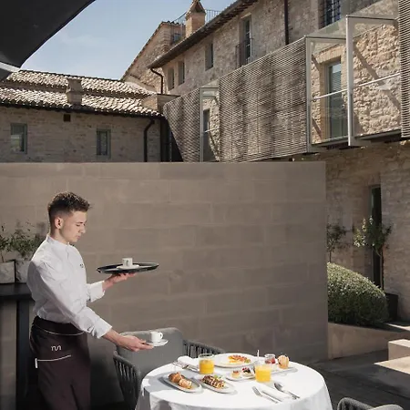 Nun Relais & Museum Hotel 5*