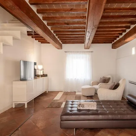 Nun Relais & Museum Hotel 5*