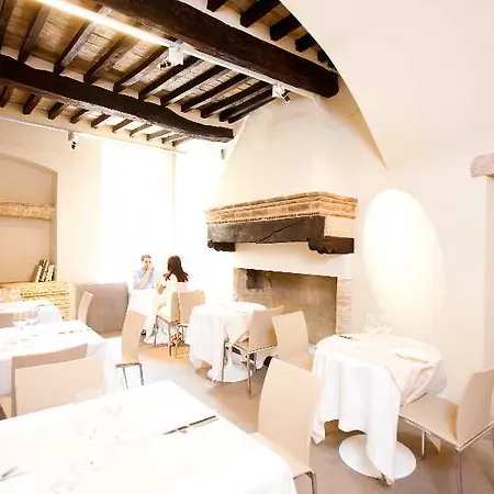 Nun Relais & Museum 5*
