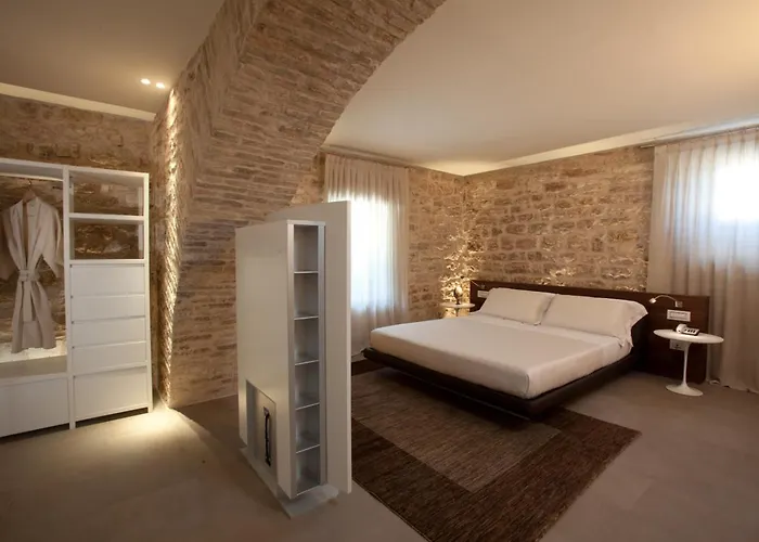 Nun Relais & Museum Hotel