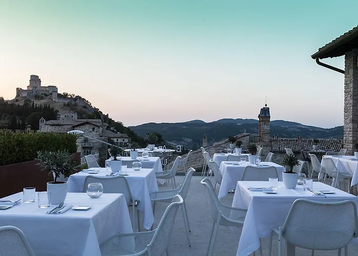 Hotel Nun Relais & Museum 5*