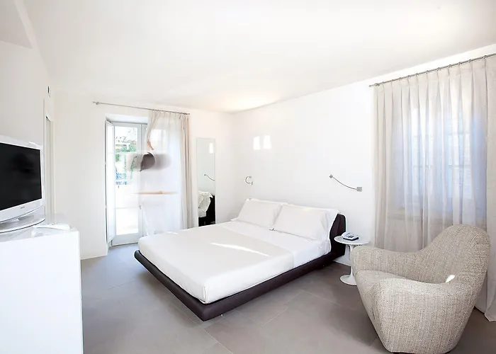 Hotel Nun Relais & Museum 5*