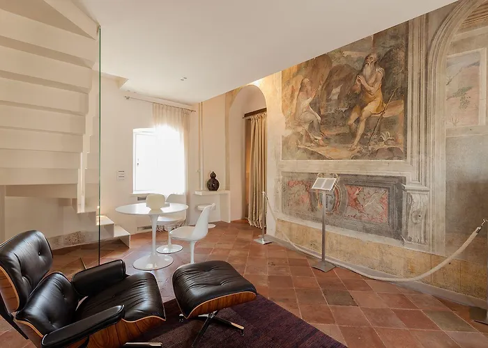 Hotel Nun Relais & Museum 5*