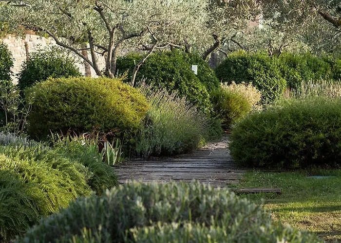 Nun Relais & Museum 5*