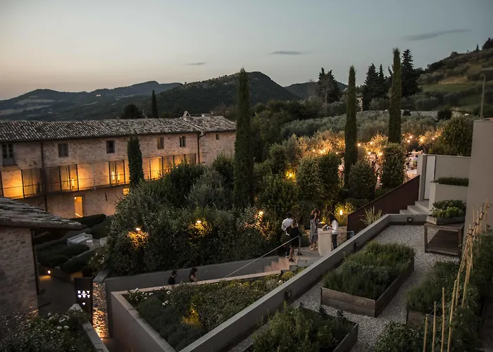 Hotel Nun Relais & Museum Assisi