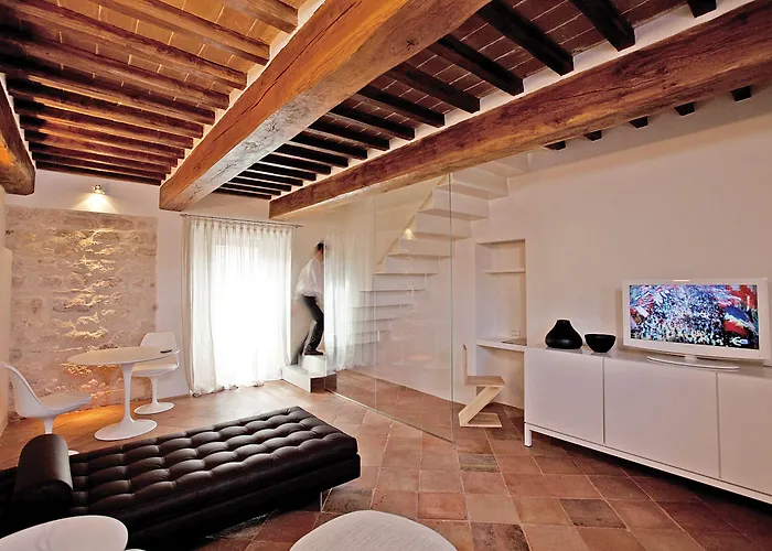 Nun Relais & Museum Assise